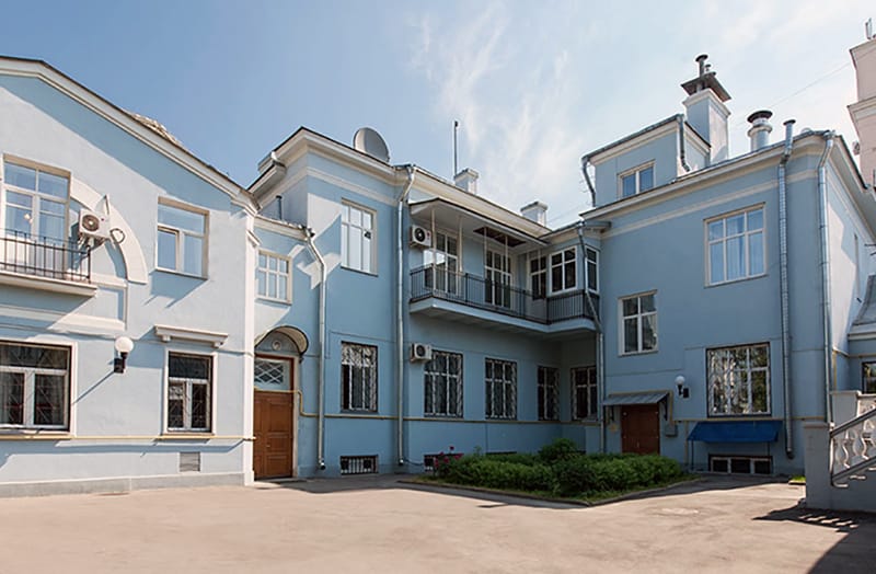 Внутренний двор «дома Берии». Фото: https://journal.homemania.ru