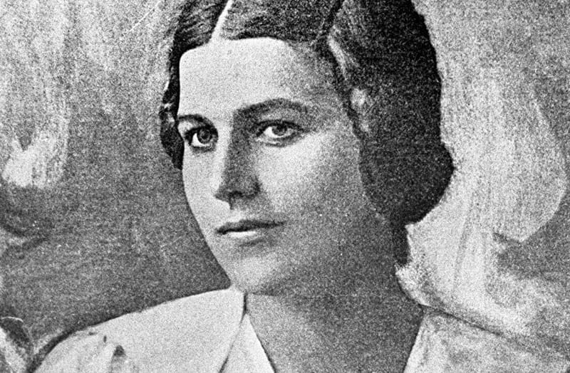 Лариса Рейснер