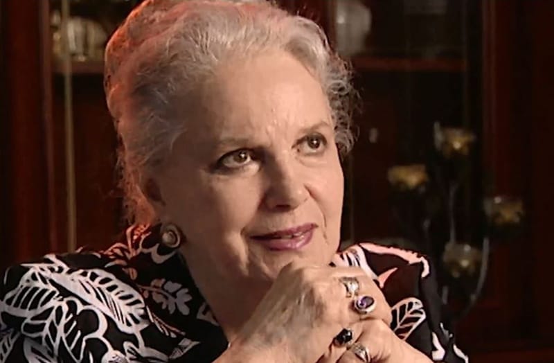 Элина Быстрицкая
