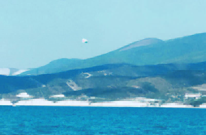 море