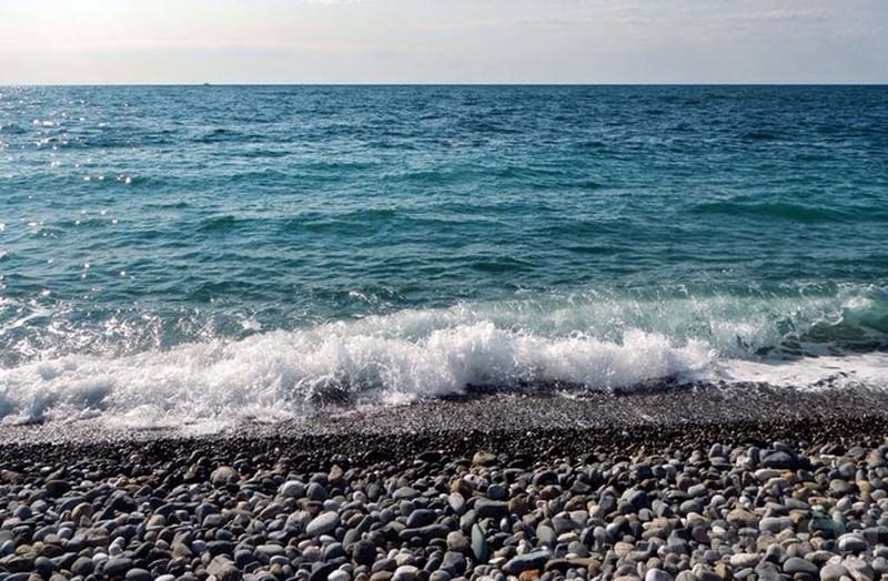море
