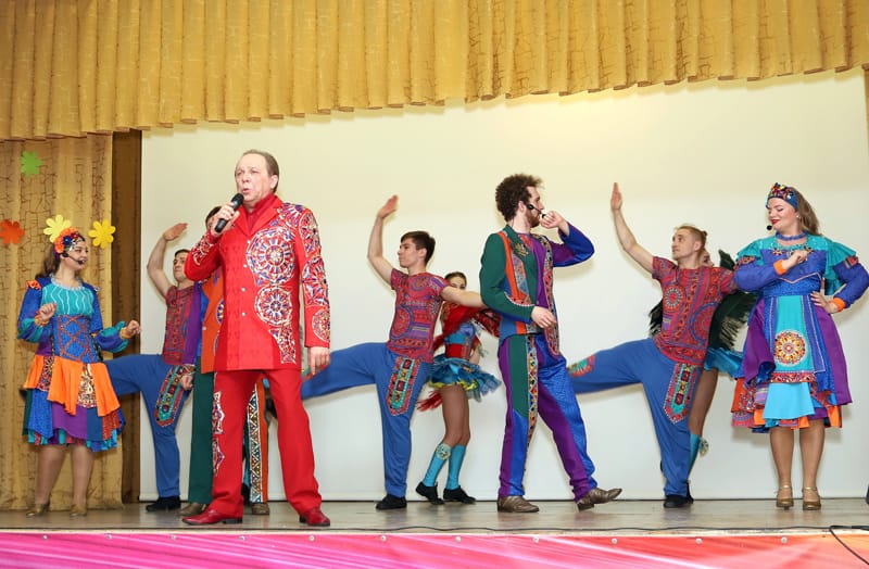 ВЛАДИМИР ДЕВЯТОВ