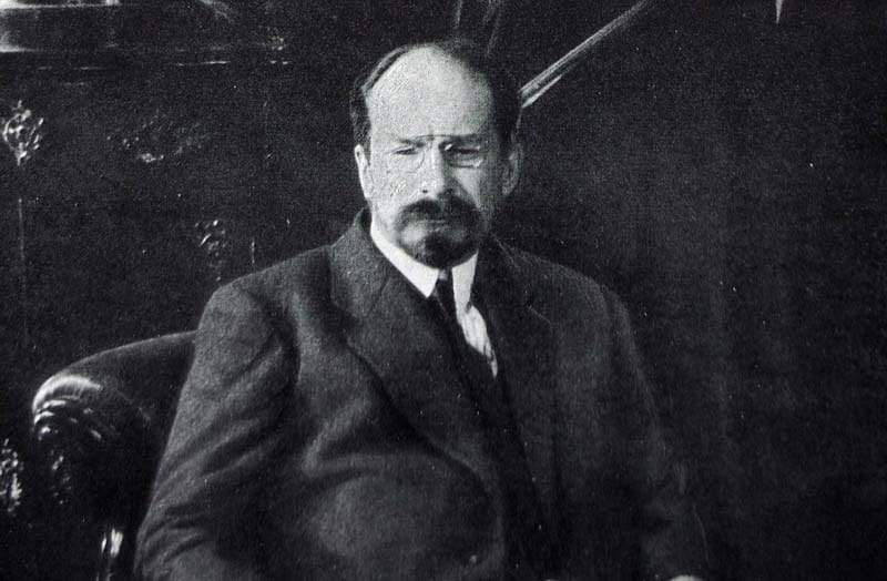 Анатолий Луначарский