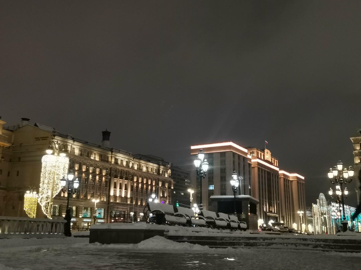 Дума, зима, подсветка. Фото Елены Смойкиной