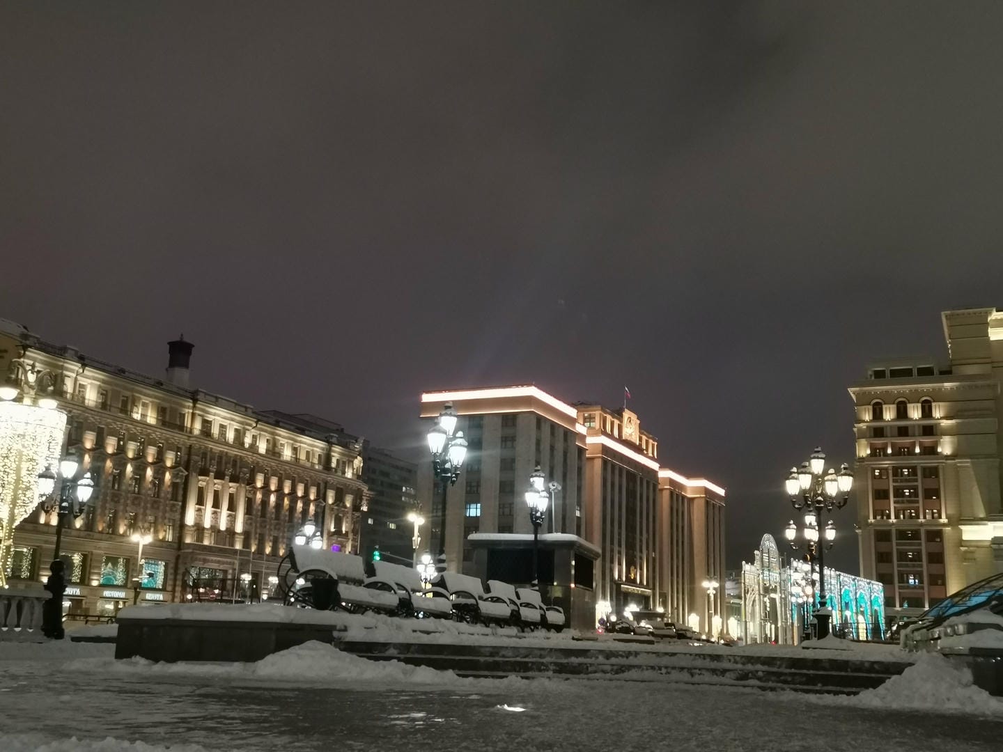 Дума, зима, подсветка. Фото Елены Смойкиной