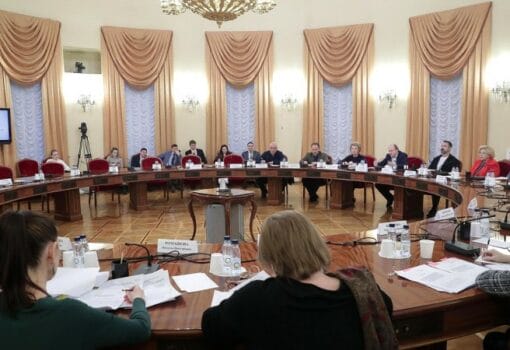 Фото с сайта duma.gov.ru