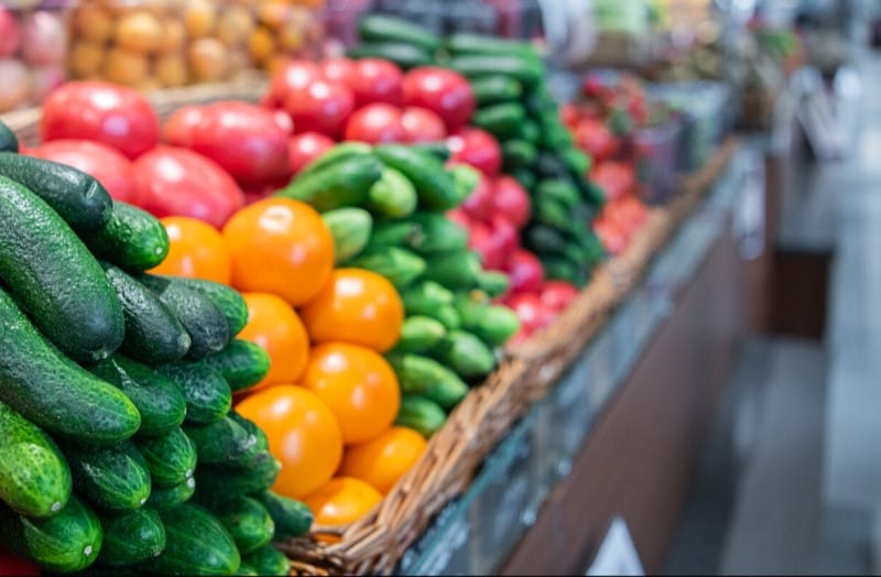 дешевыми продуктами, овощи Фото М. Мишина / Пресс-служба мэра и правительства Москвы