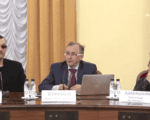 На фото - скриншот трансляции с сайта spravedlivo.ru