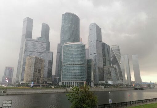 Москва-Сити, дождь, ливень, погода, фото Юлия Смагринская