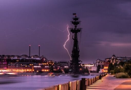 гроза в Москве