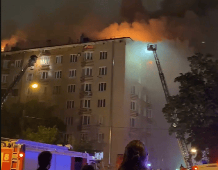 пожар на Ленинском проспекте