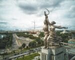 рабочий и колхозница