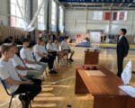 учитель от Моны
