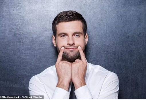 улыбка, Shutterstock / G-Stock Studio 