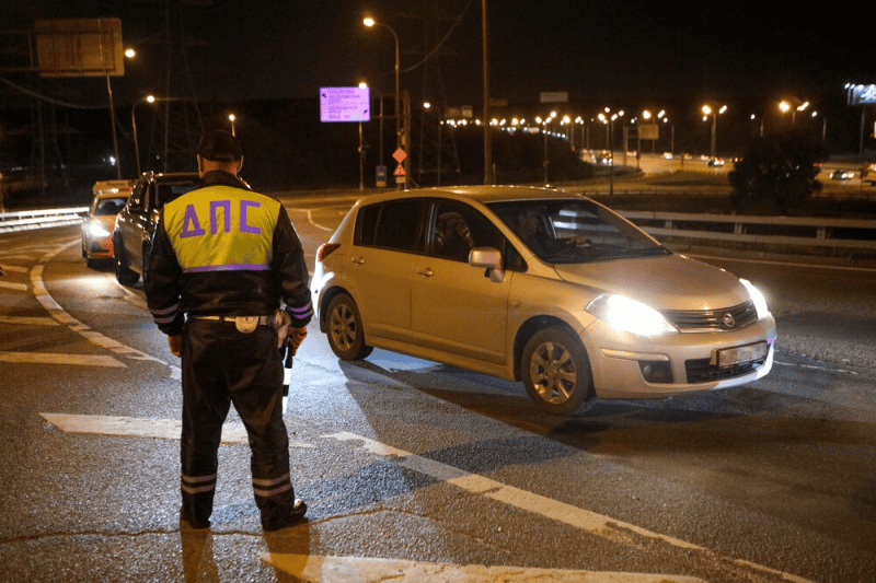 ДПС инспектор дороги ГИБДД андрей никеричев Фото Андрея Никеричева / агентство «Москва»