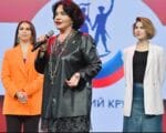 Надежда Бабкина В театре «Русская песня» состоялся гала-концерт лауреатов Всероссийского фольклорного конкурса «Казачий круг»