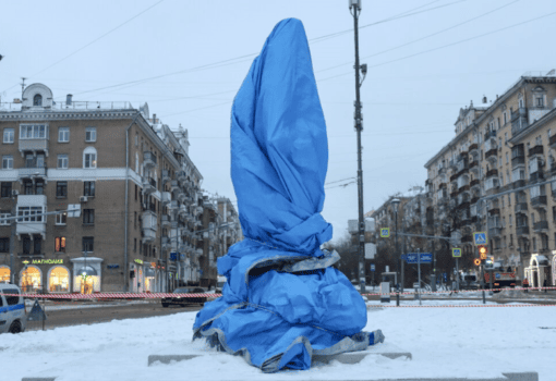 Новопесчаная, открытие памятника, Фото мобильного репортера / Агентство «Москва»
