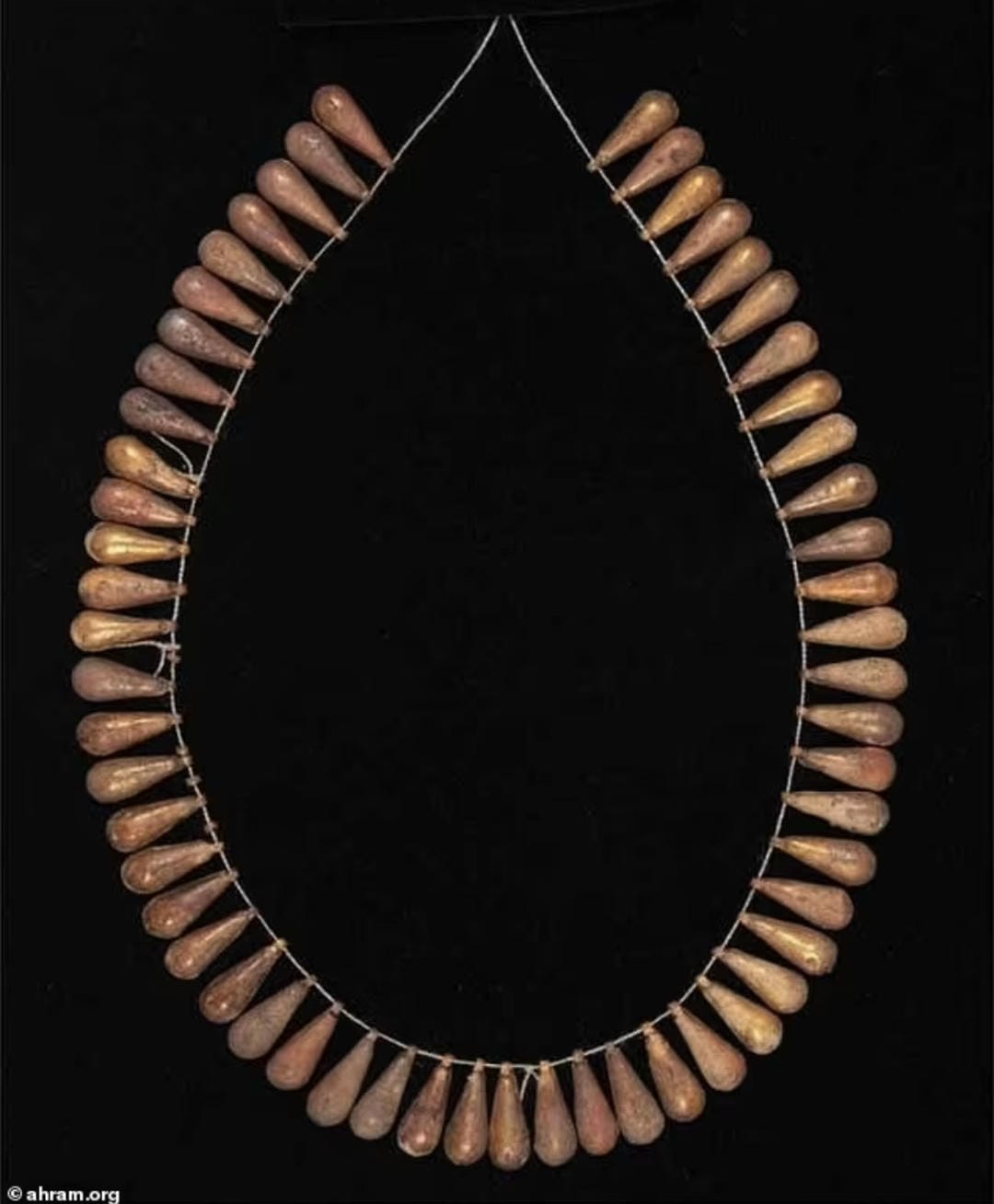 Древний Египет, сокровища, Фото: ahram.org; britannica.com