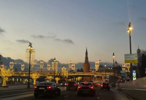 подсветка, кремль, Москва, дорога, машины, зима, Новый год, фото Наталия Бахарева