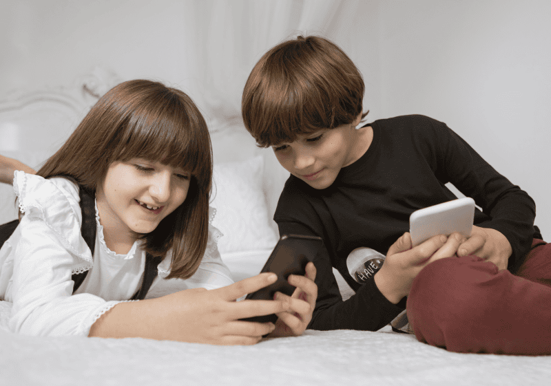 соцсети, дети, интернет,Фото Freepik