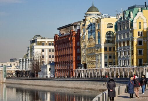 набережная, весна,Фото Максима Денисова / mos.ru